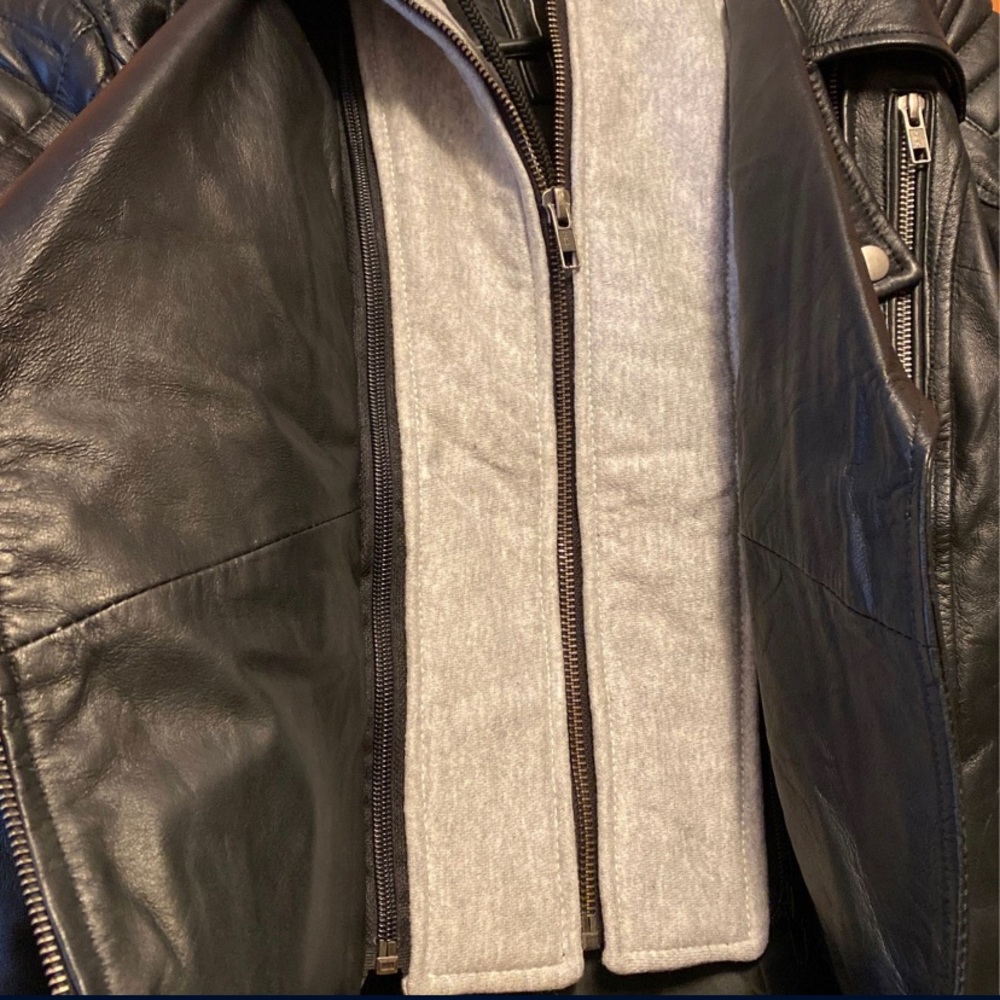 Leather Jacket (Authentic) - Picture 7 of 10